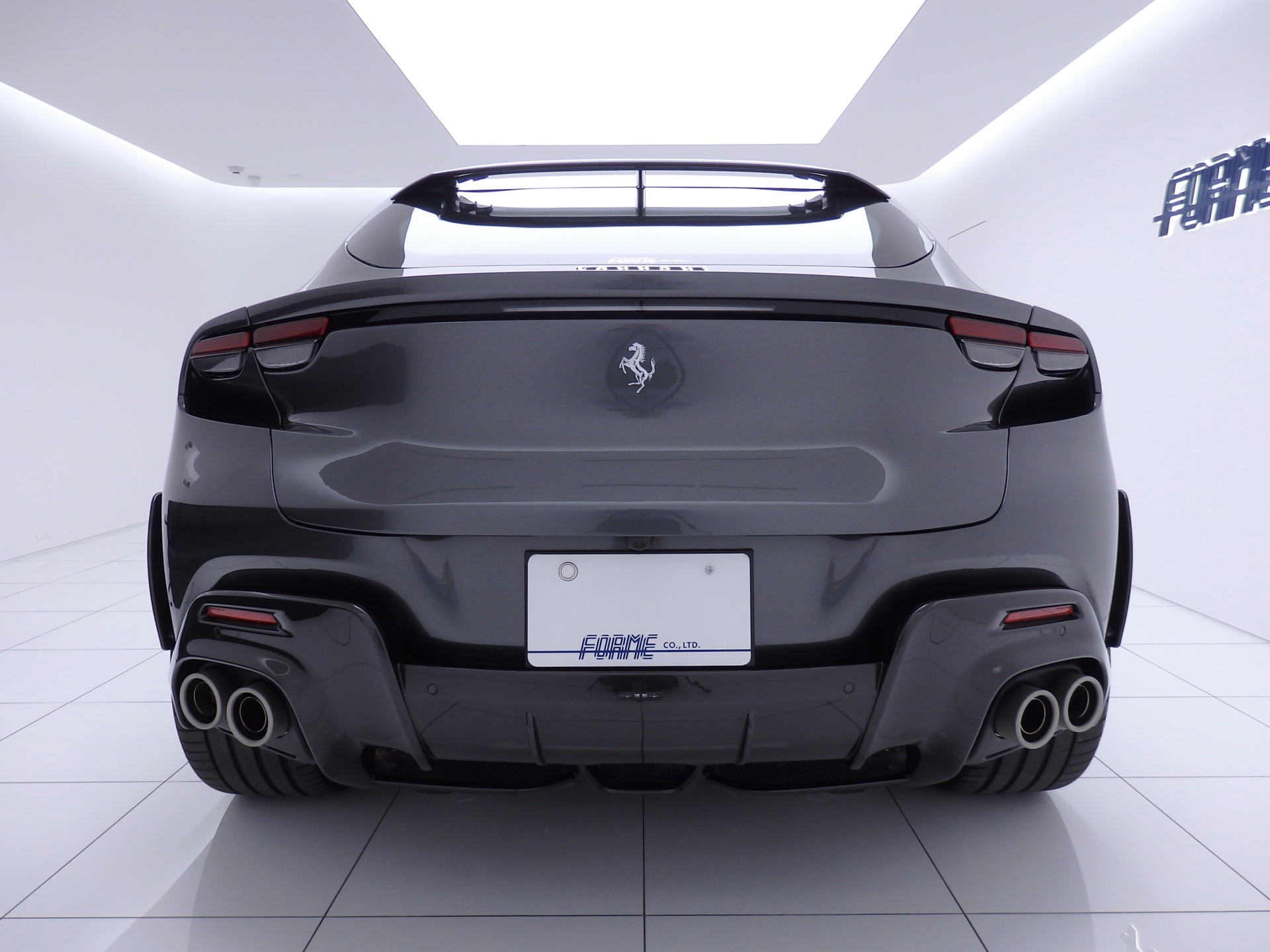 2024y FERRARI