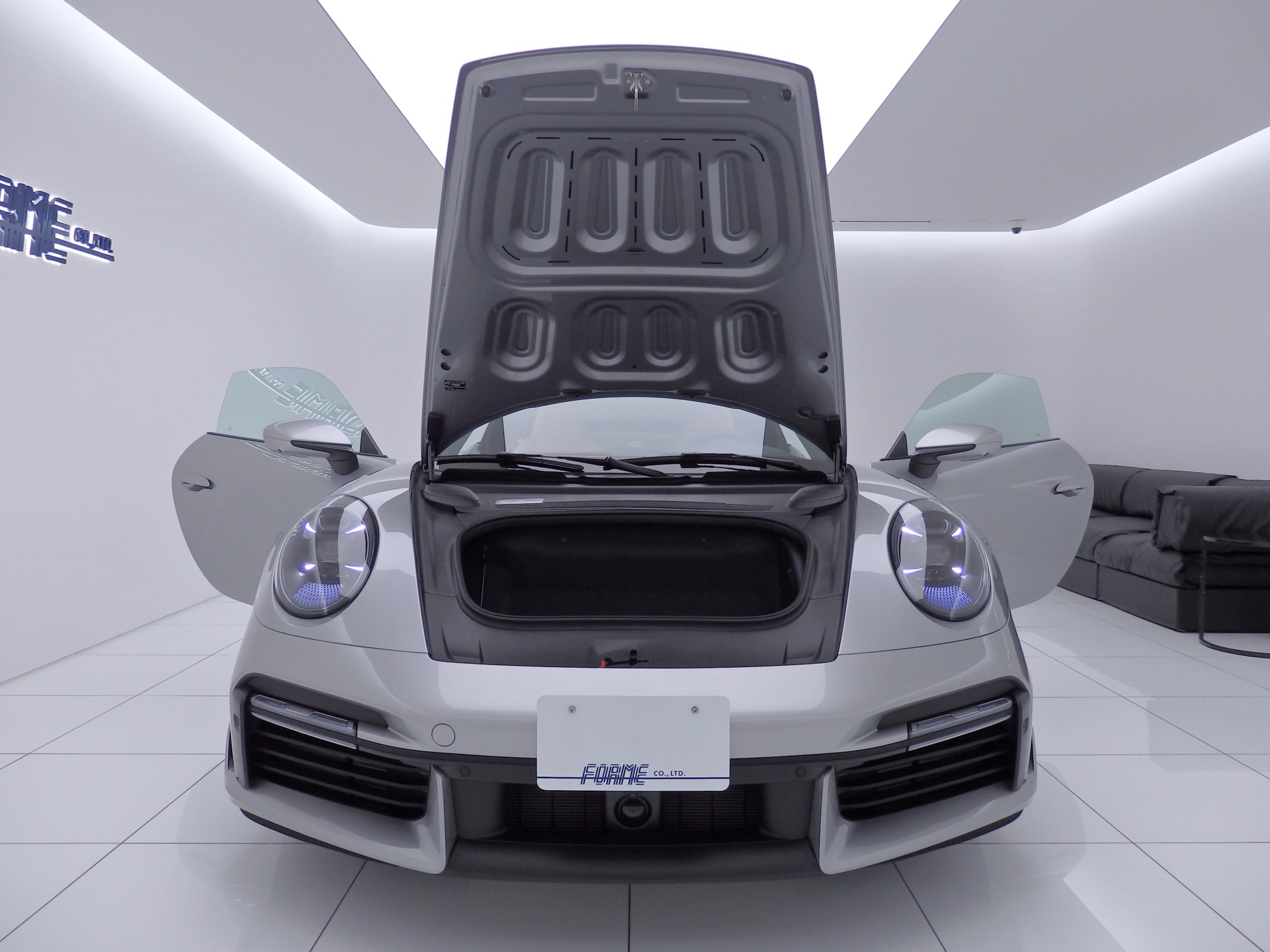 2023 PORSCHE